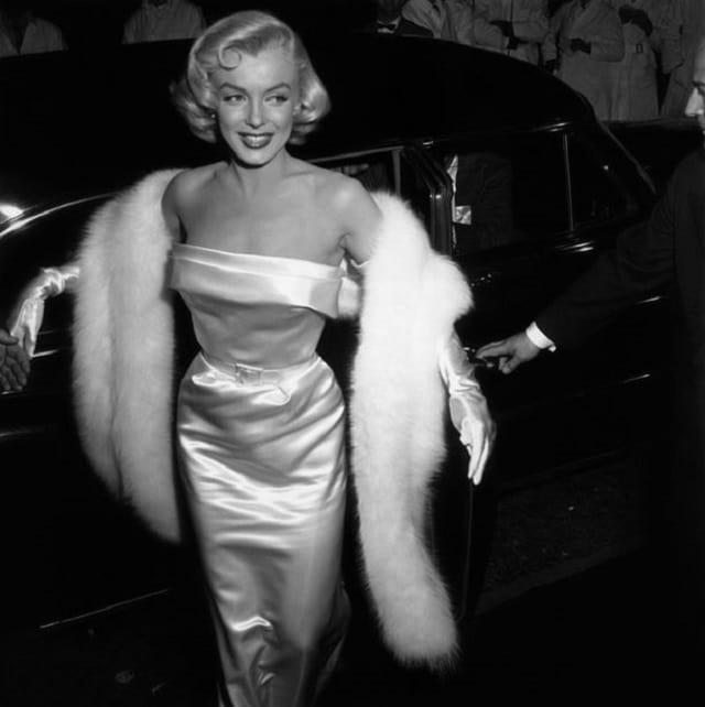 Fur coats on the red carpet Marilyn Monroe