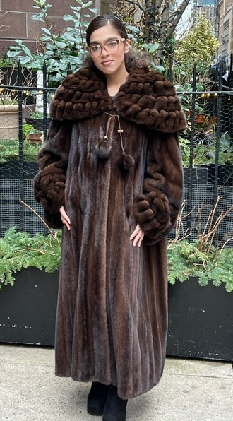 Mahogany Mink Fur Coat Big Rouched Fur Collar Cuffs