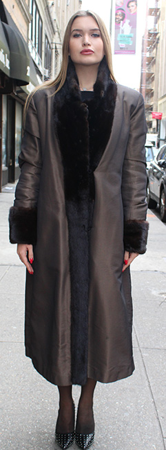 Pre-Owned Reversible Mink Coat Size