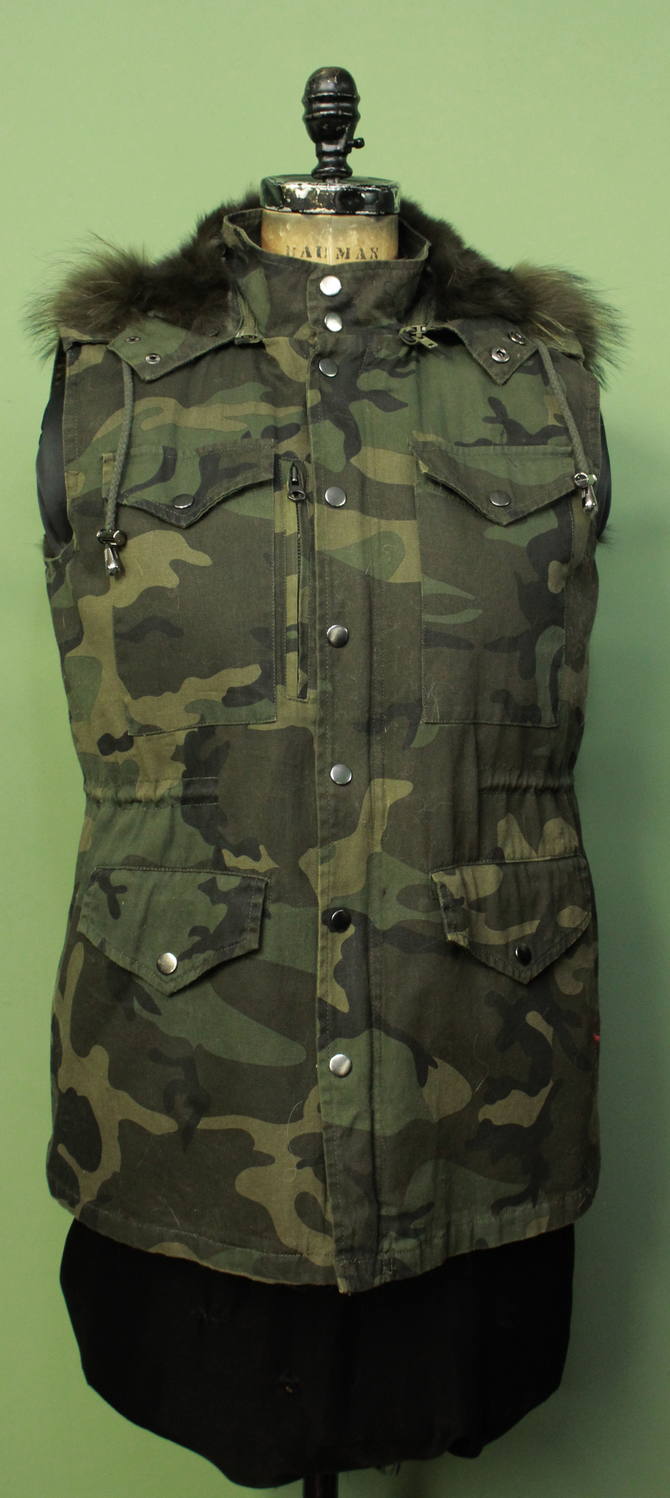 Green Camouflage Vest Detachable Rabbit Fur Lining Detachable Hood 32311