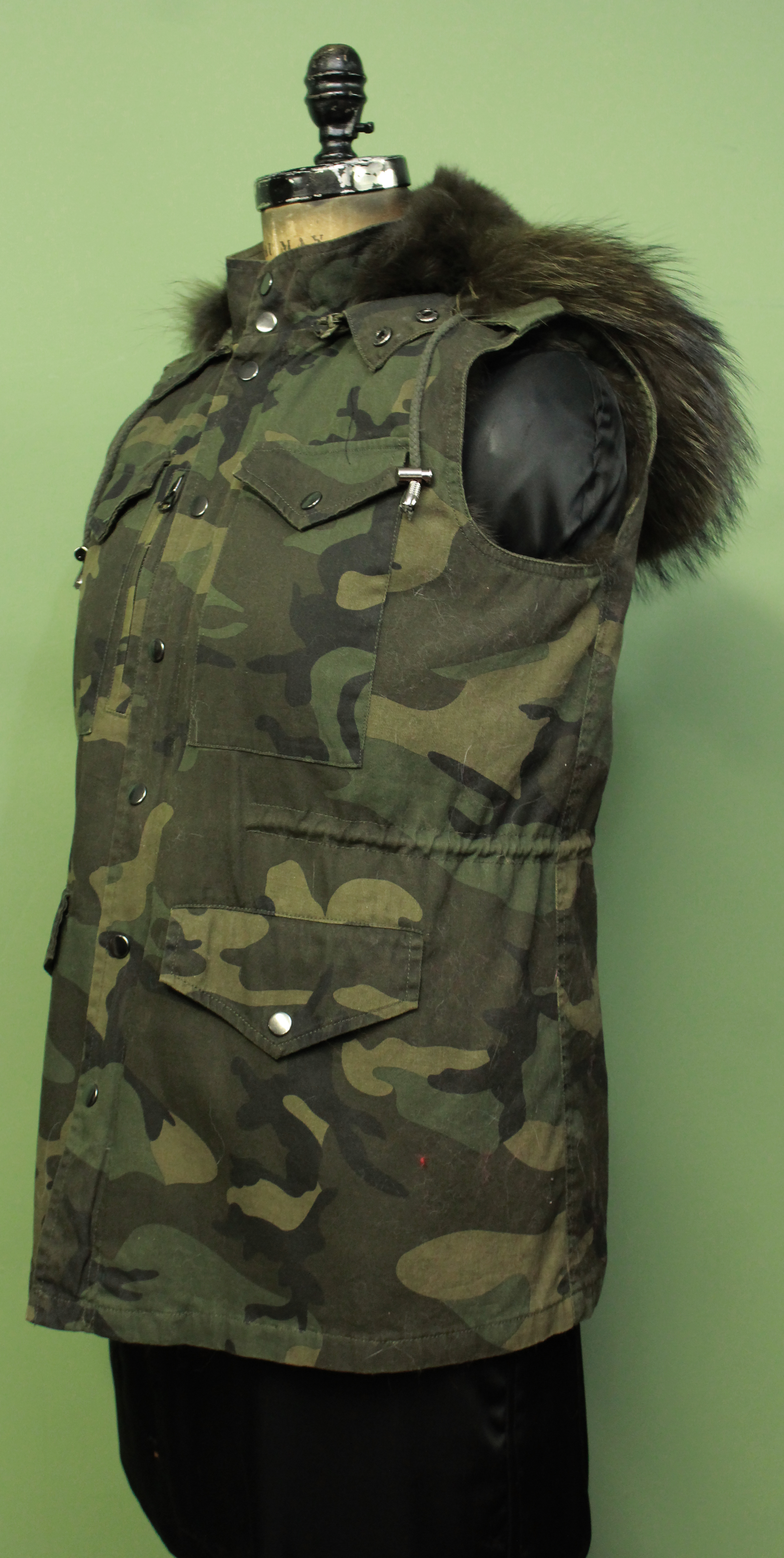 Light Green Camouflage Vest Detachable Rabbit Fur Lining Detachable Hood