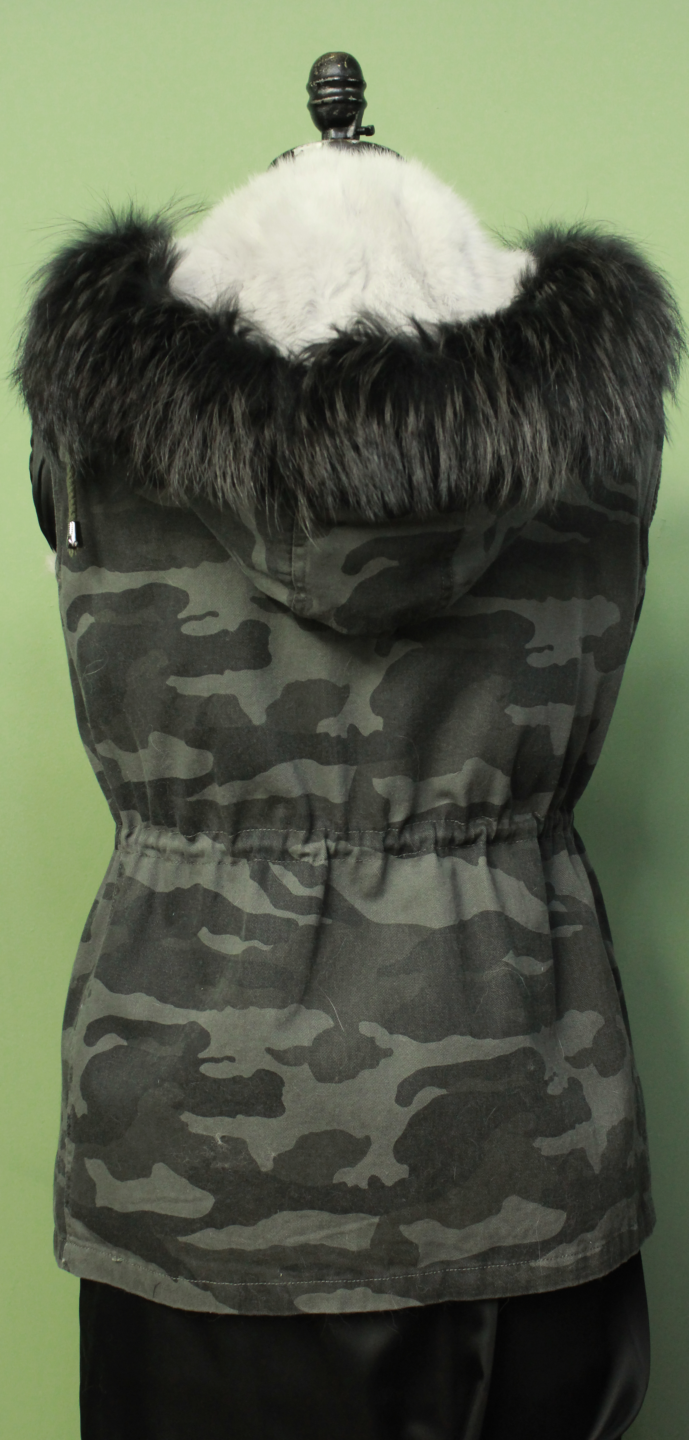 Grey Camouflage Vest Detachable Rabbit Fur Lining Detachable Hood