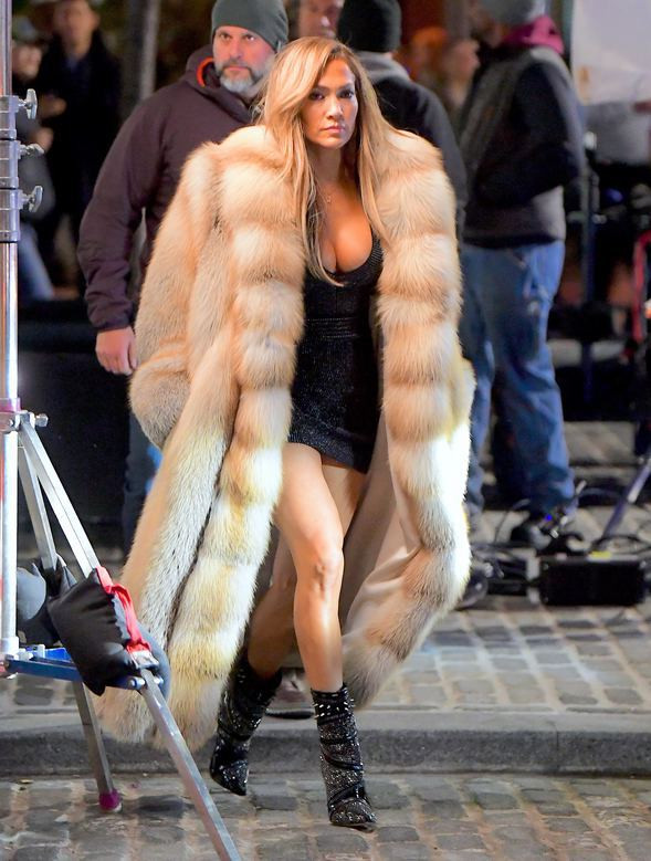 JLO Jennifer Lopez Rocks Marc Kaufman Fur For Hustlers Movie