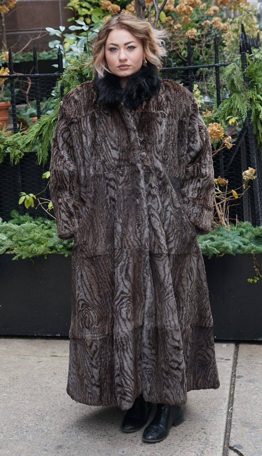 Preowned Full Length Printed Rabbit Coat 4847 Kaufman Furs