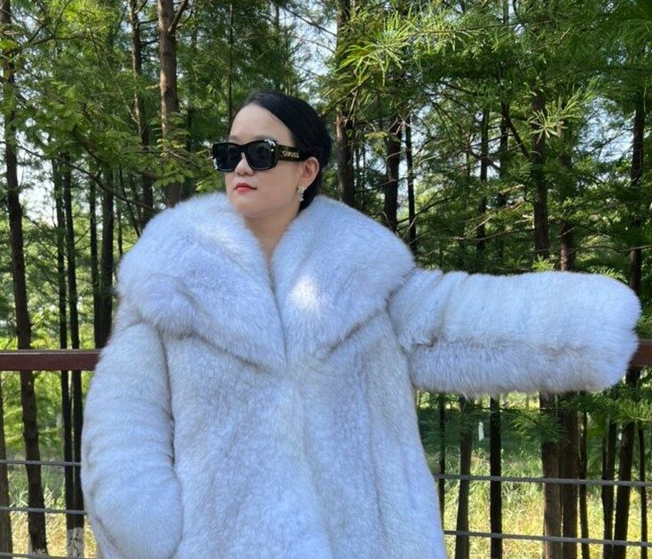 Blue Fox Jacket Hooded 75757 – MARC KAUFMAN FURS